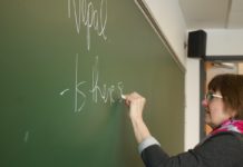 ‘The lesser evil’: Profs and students split on 8:30 classes’ mandatory attendance