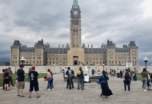 Anti-mask protesters continue camping outside Parliament Hill