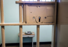 ‘Dehumanizing spaces’: How COVID-19 is affecting inmates in Canada