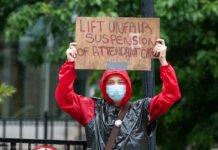 Students walk out to protest Carleton’s suspension of Attendant Services Program