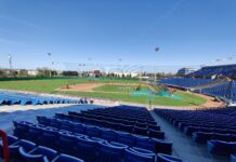 Ottawa Titans win first home exhibition game in wild eighth inning