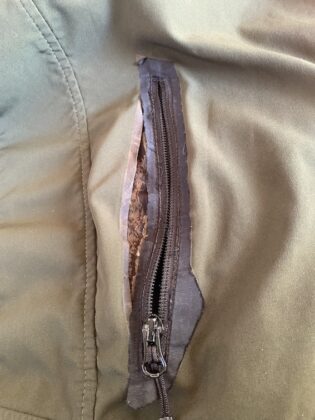 a broken zipper