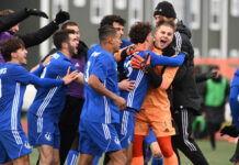 Third-grade class represents Carleton at men’s soccer nationals