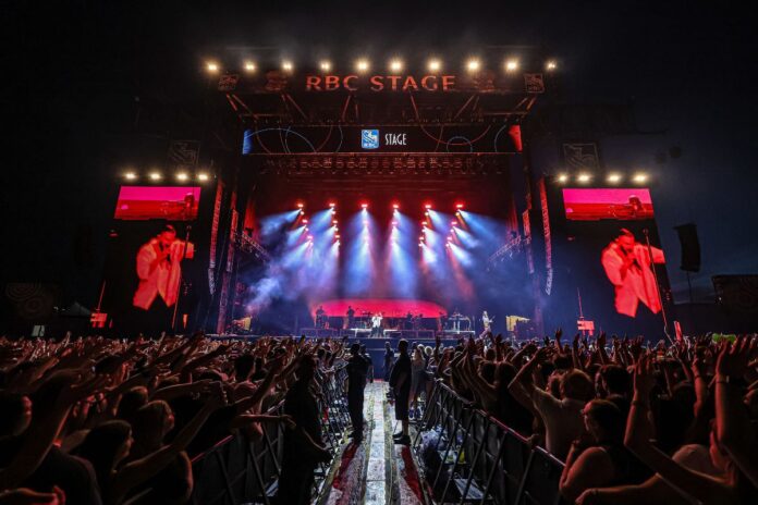 Ottawa Bluesfest headliner Maroon 5 performs on July 7, 2024. [Photo by Greg Kolz via Bluesfest]