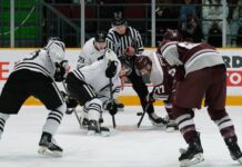 Post-Panda emotions fuel Gee-Gees men’s hockey to 5–1 win over Ravens at Carleton Ice House