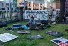 Q&A: Palestinian artist Lougien Dawoudiah, co-creator of SUBR, talks the role of art in activism Lougien Dawoudiah performs at SUBR’s debut performance on the Arts Court lawn in downtown Ottawa during the fall 2024 Pique Festival.