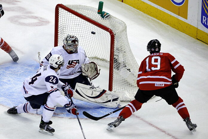 3155654964_f4b73a51d3_c world juniors