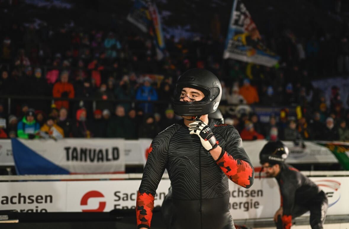 From throwing footballs to pushing bobsleds: Two Carleton alumni football players set to race for Team Canada’s bobsleigh team in 2026 Winter Olympics